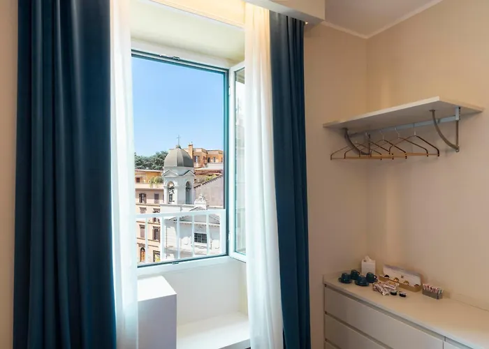Termini Luxury 12 Beds *